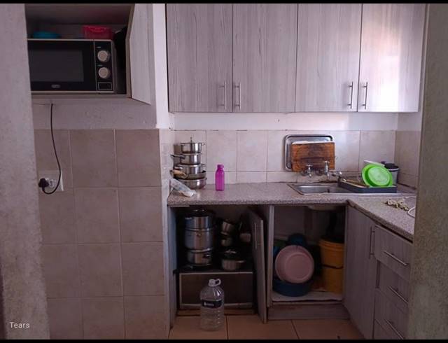 1 BEDROOM APARTMENT FOR SALE IN WINDSOR EAST